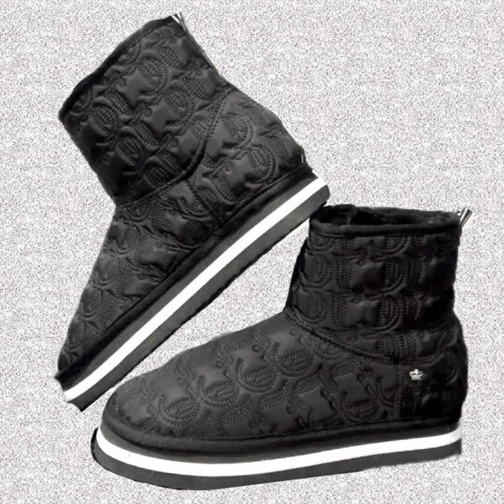 Juicy Couture Black Quilted Women's Boots